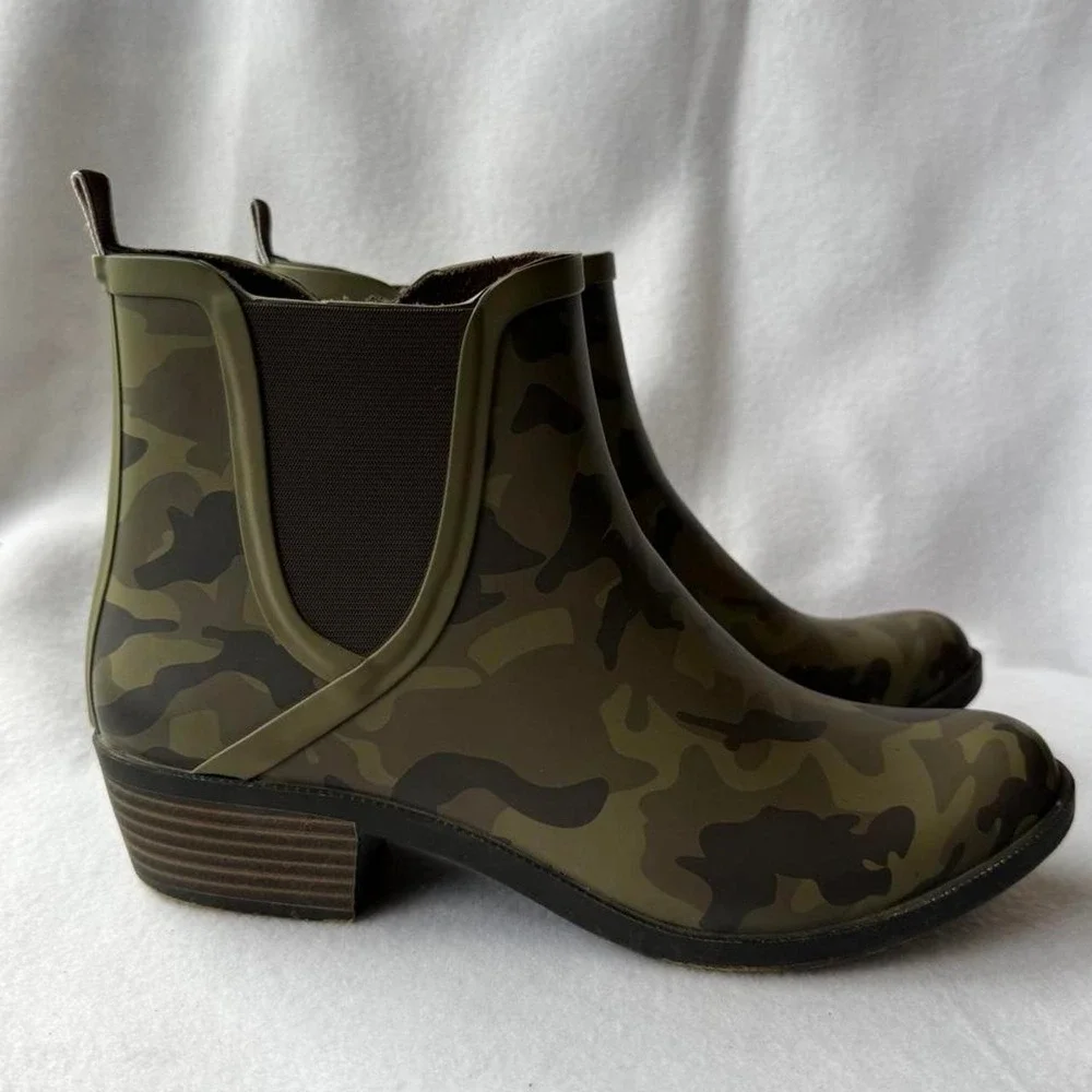 Lucky Brand Basel Camo Rain Boots Womens 10 Olive Green Ankle Booties Waterproof